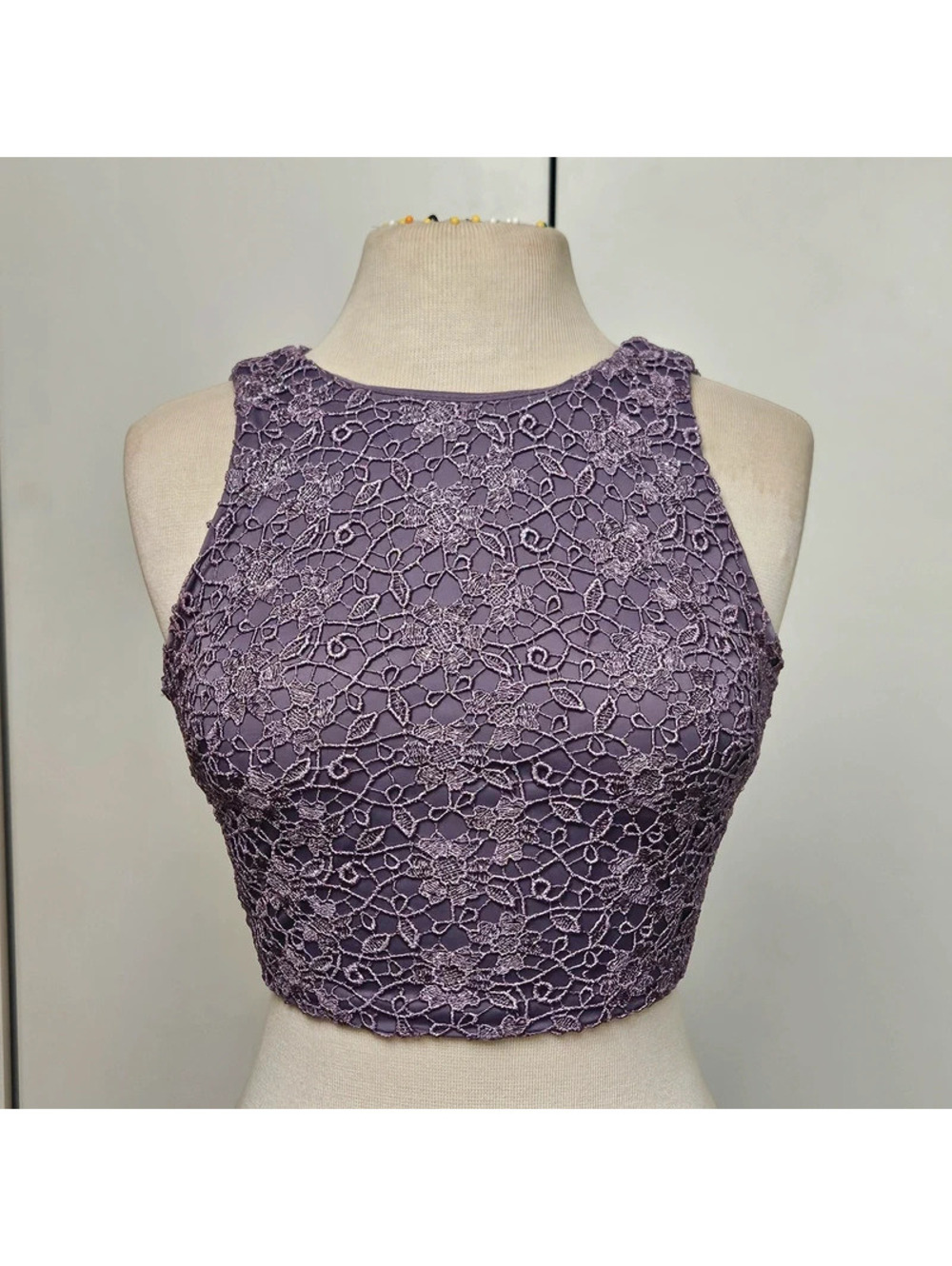 Cropped purple metalic lace top